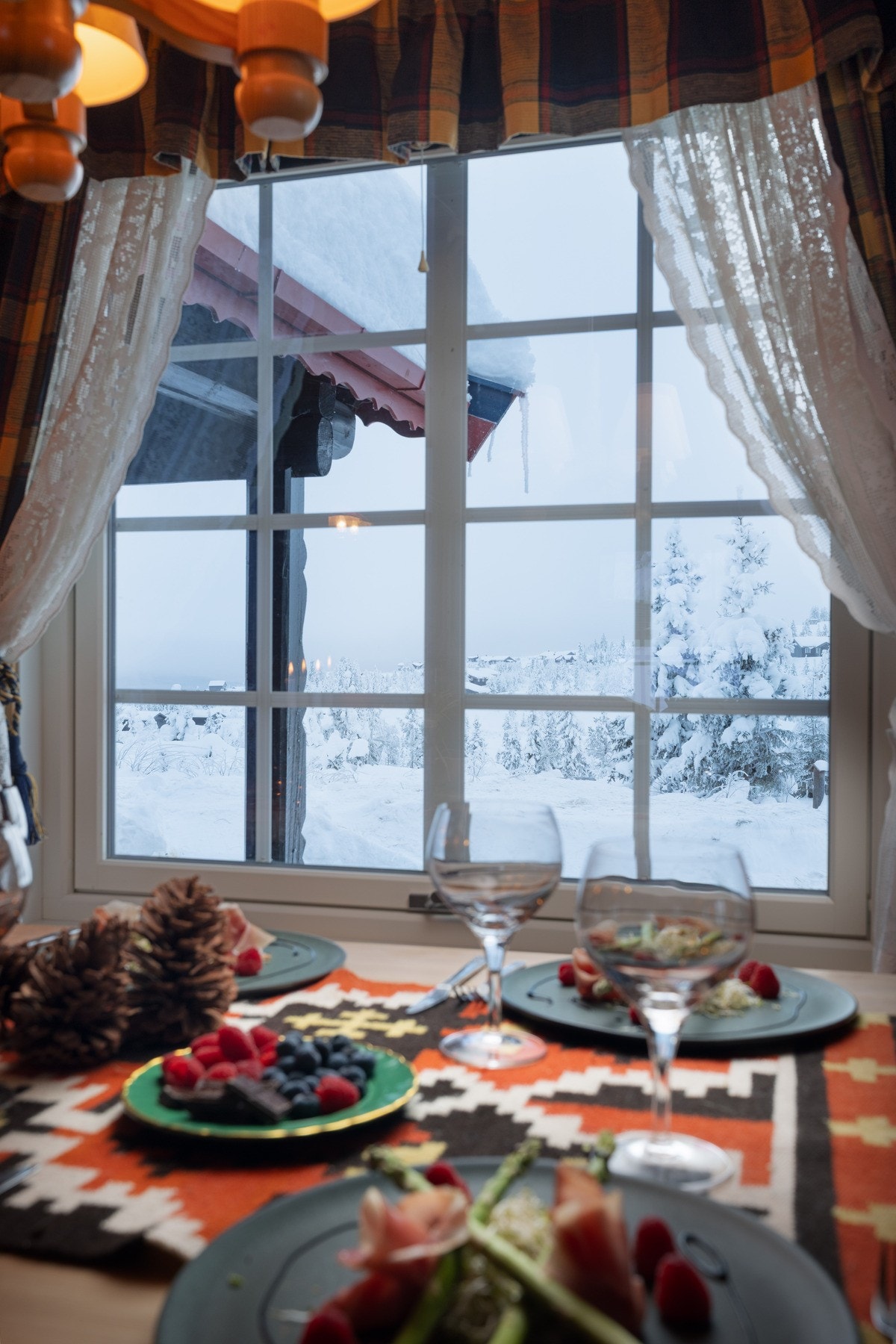 Nyt fjellutsikten fra spisebordet! Galleribilde