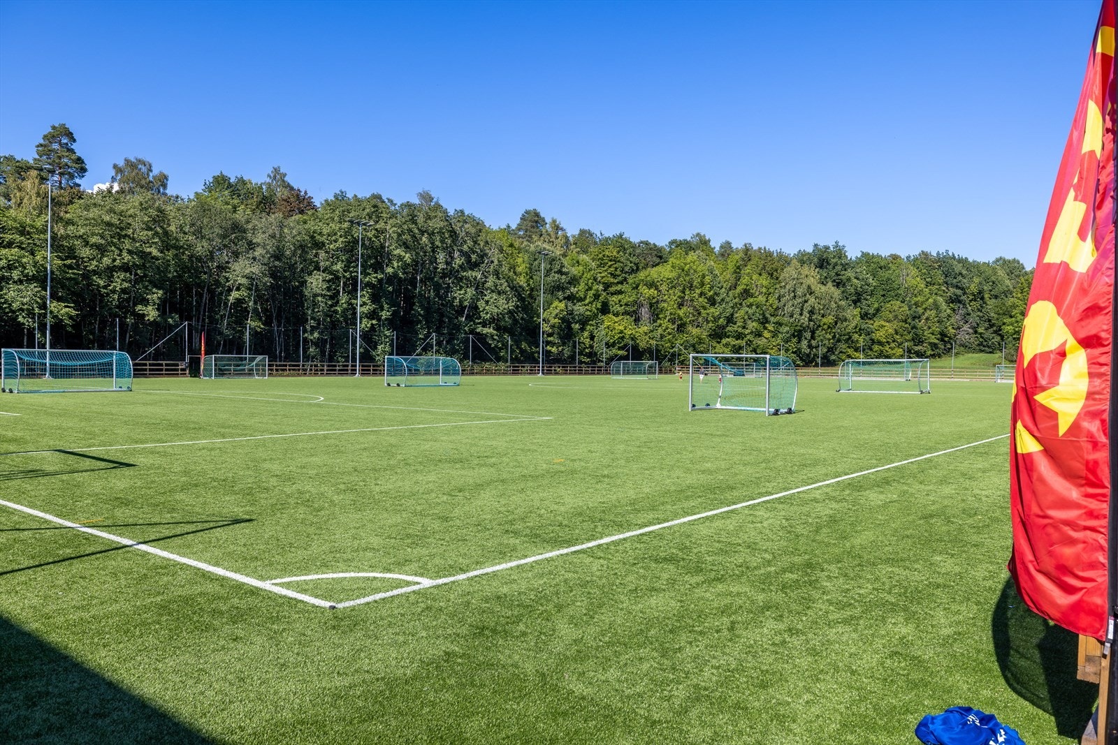 Frisk Arena med ny fotballbane og klubbhus. Galleribilde