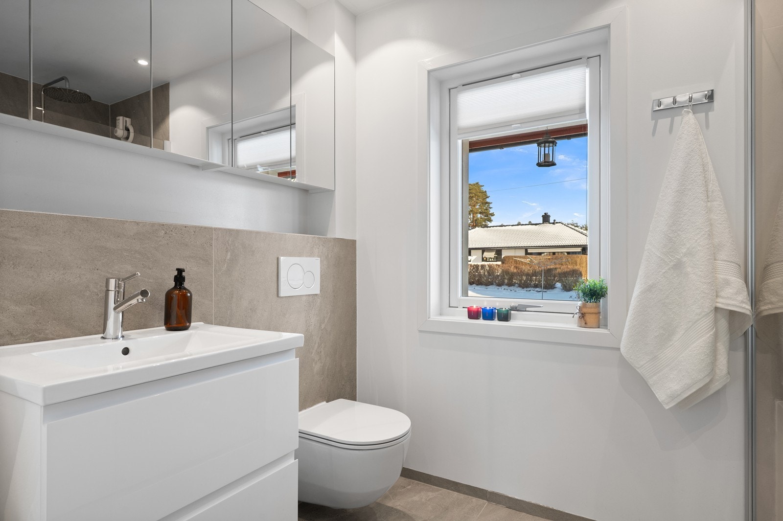 Badet i første etasje ble renovert av fagfolk i 2018/19. Galleribilde