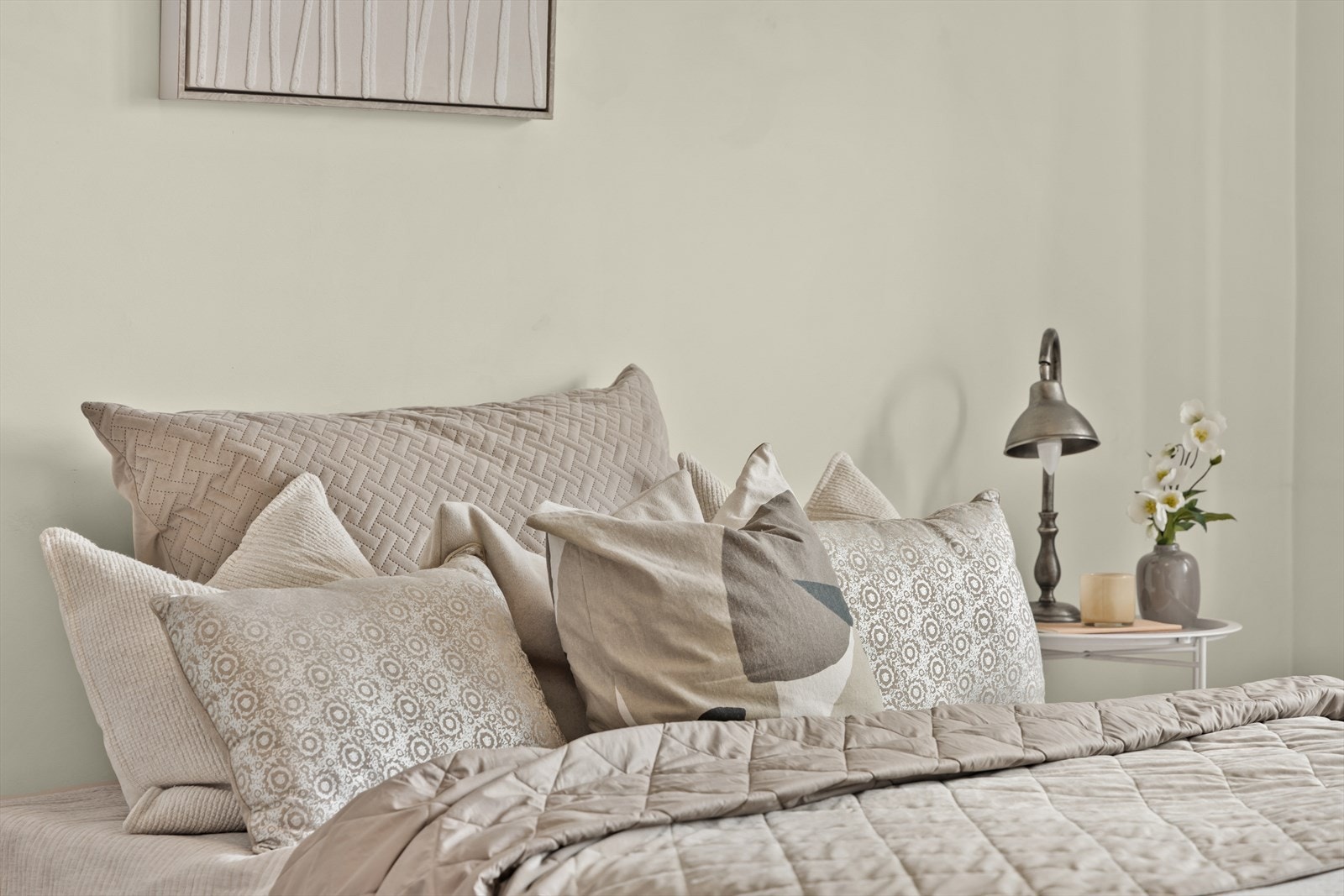 Soverommet vender mot den rolige bakgården, skjermet fra trafikk Galleribilde