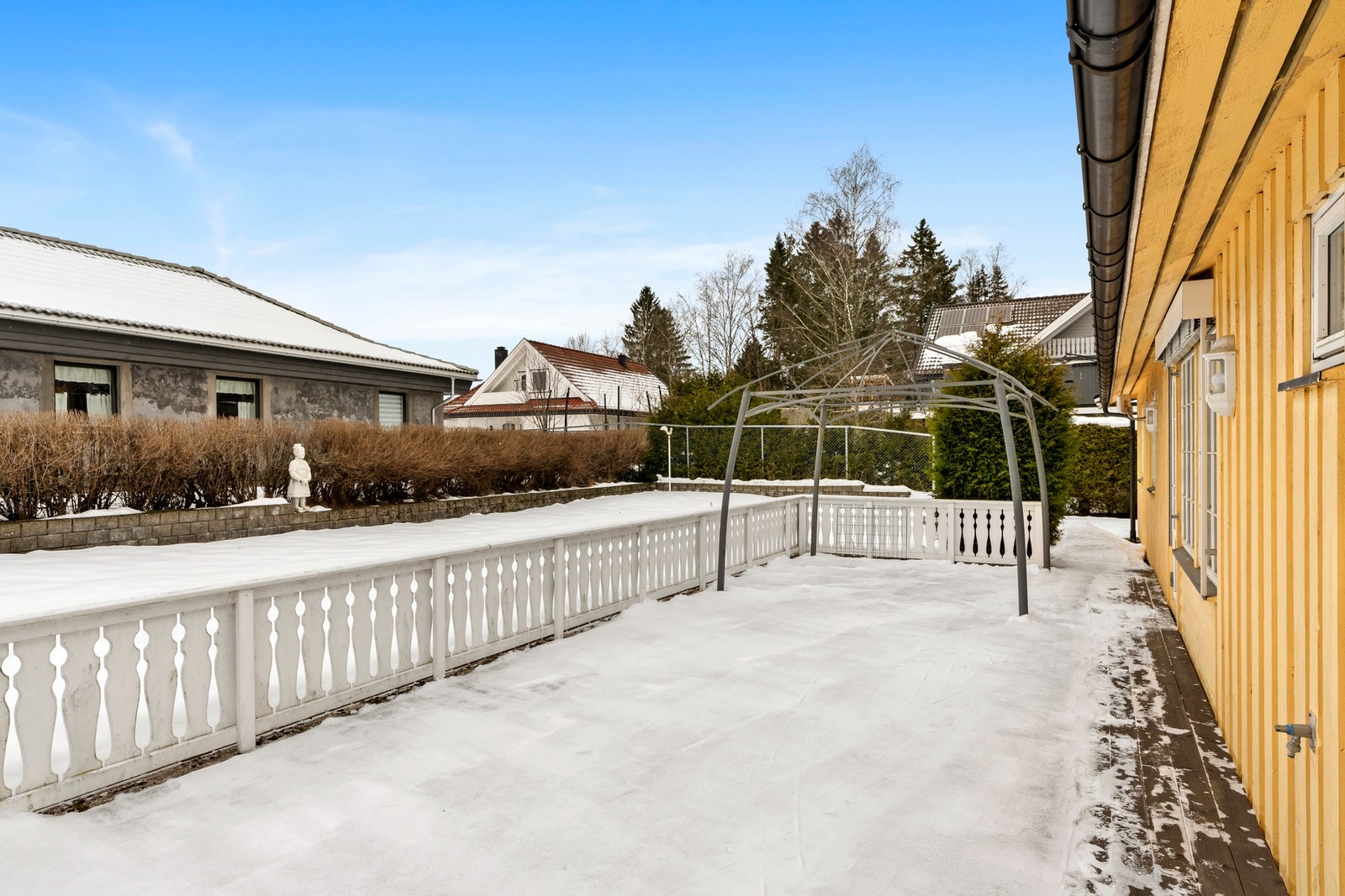 Terrasse. Galleribilde