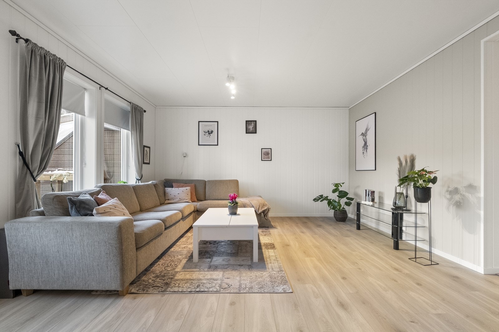 - Boligen har nybygg-garanti som utløper i 2027 - Galleribilde