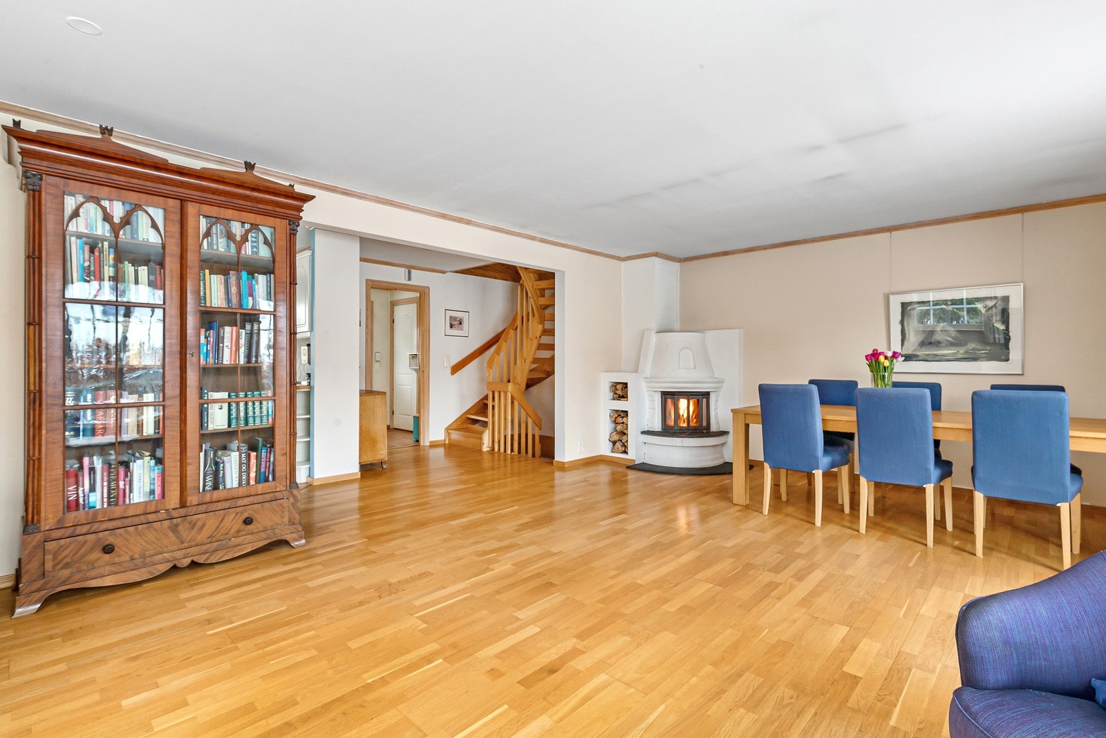 Stue/spisestue. Galleribilde