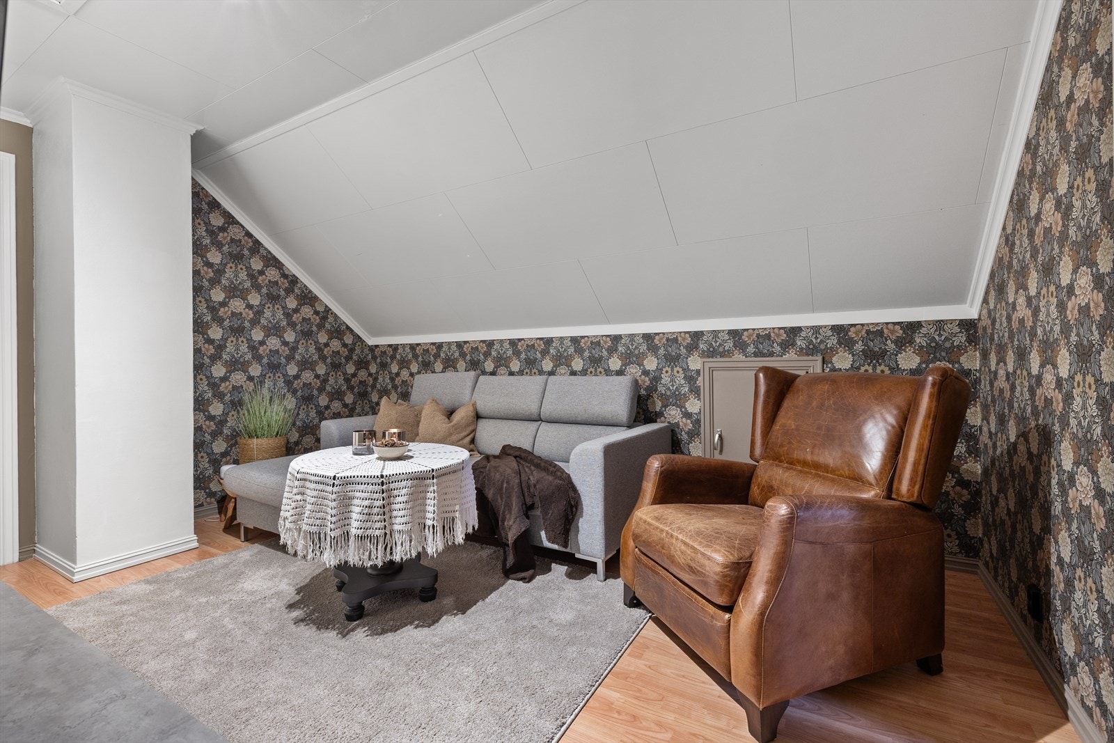 Dette er et supert ekstra oppholdsrom med flere ulike muligheter. Galleribilde