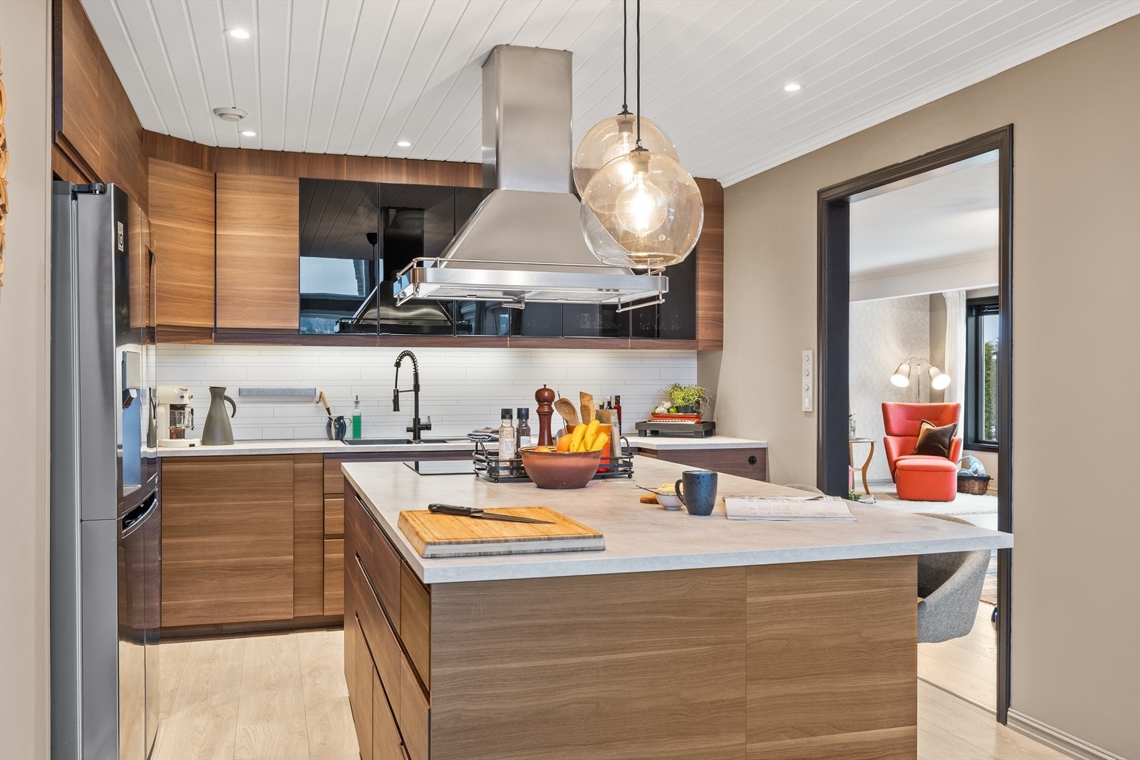 Kjøkkenet er virkelig et av boligens store høydepunkter! Galleribilde