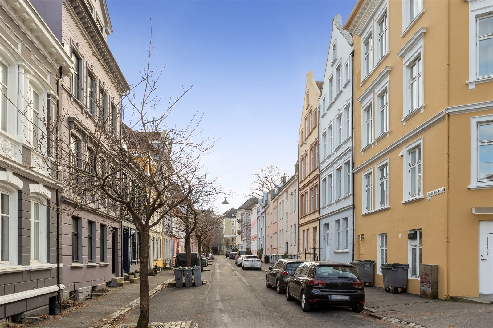 Urban men rolig og tilbaketrukket beliggenhet. Galleribilde