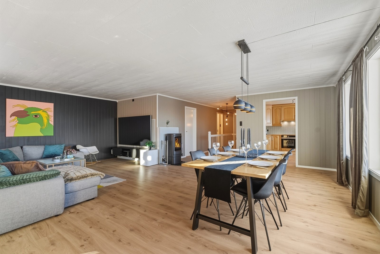 Vedovn til kalde vinterdager, eller for hygge. Galleribilde