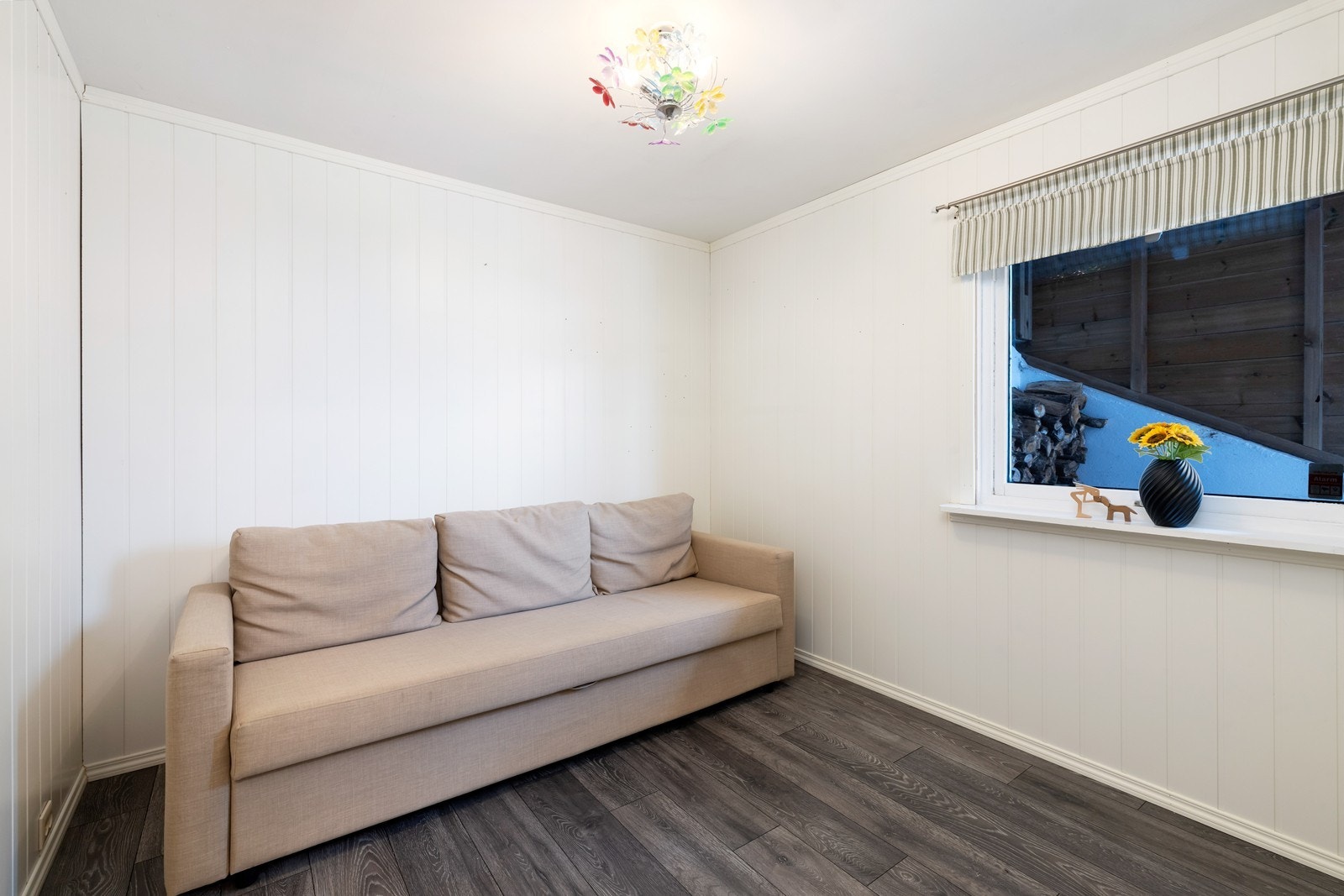 Soverom 2 er innredet med sovesofa p.t. Galleribilde