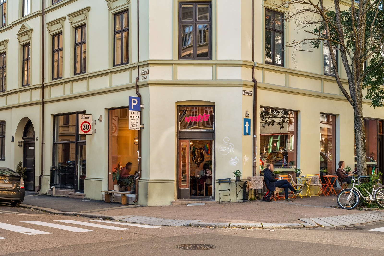 Papegøye kaffebar. Galleribilde