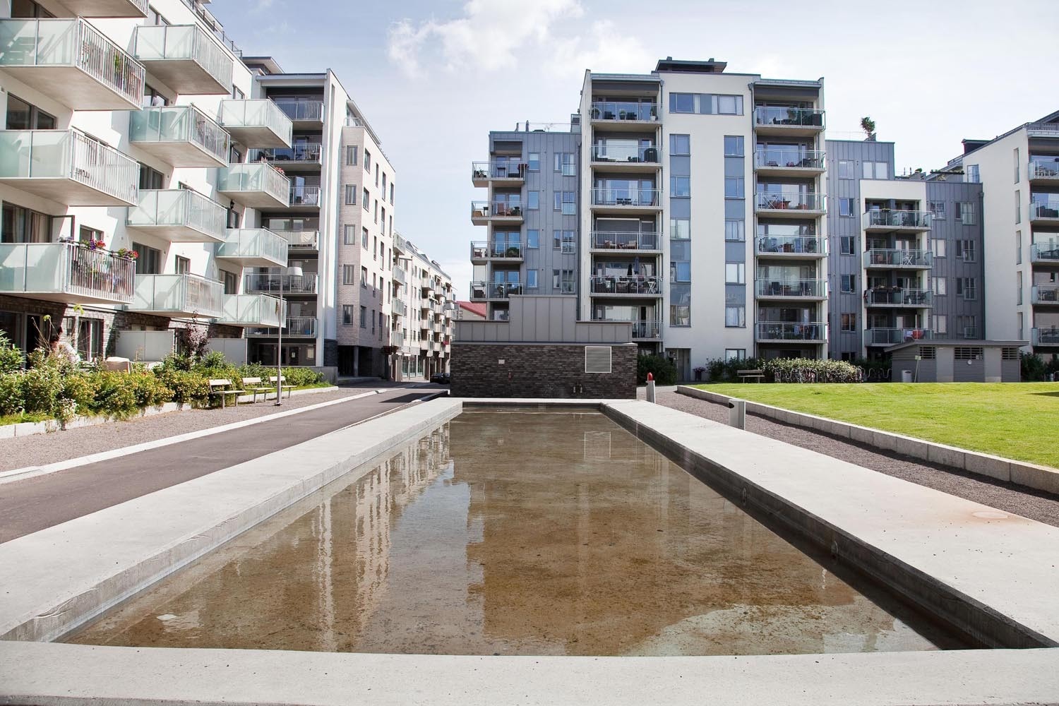 Leiligheten ligger i et populært og meget veldrevet sameie. Det er også barnehage i umiddelbar nærhet hvor beboerne har fortrinnsrett (FUS Ringnes Park) Galleribilde
