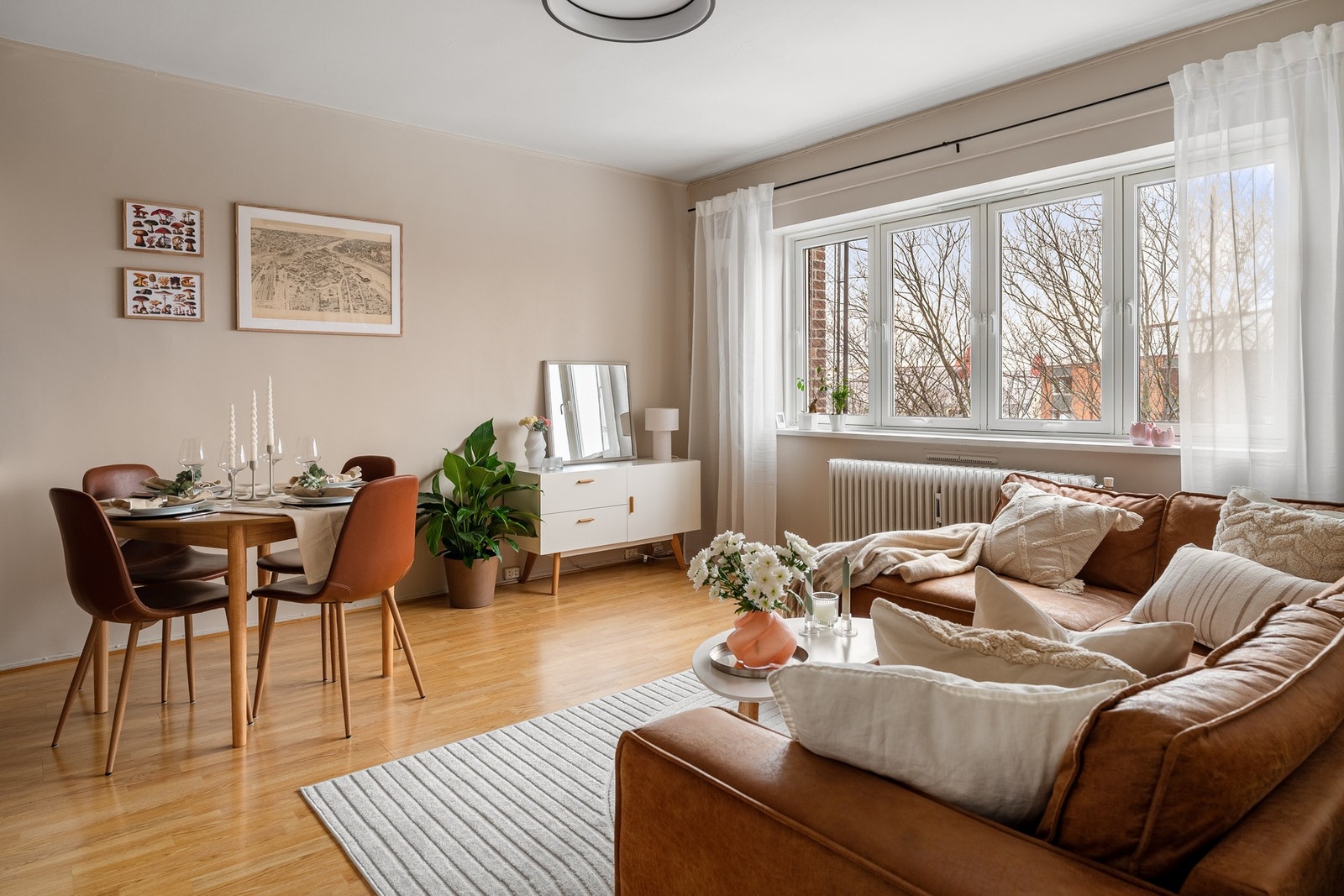 Avrinder Singh Hundal ved EIE Eiendomsmegling har gleden av å presentere Trondheimsveien 174 - En innbydende og flott 2-roms sentralt på attraktive Rosenhoff!
Foto: Tigerstaden Boligfoto AS (Henrik Fjøroft Sporsheim) Galleribilde