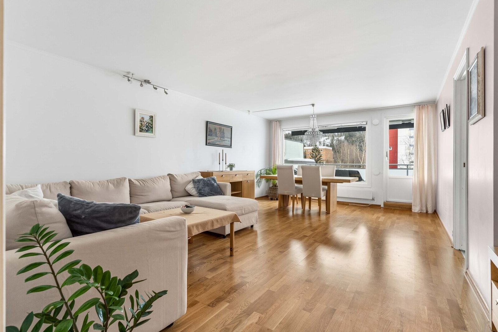 Velkommen til Bjørnefaret 1D Galleribilde