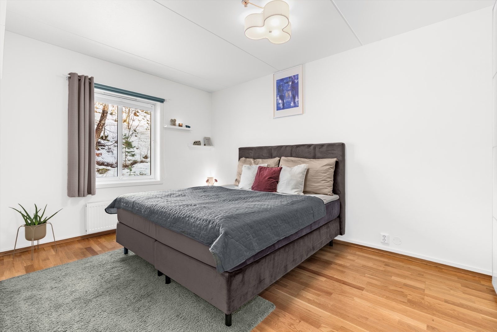 Meget romslig hovedsoverom! Galleribilde