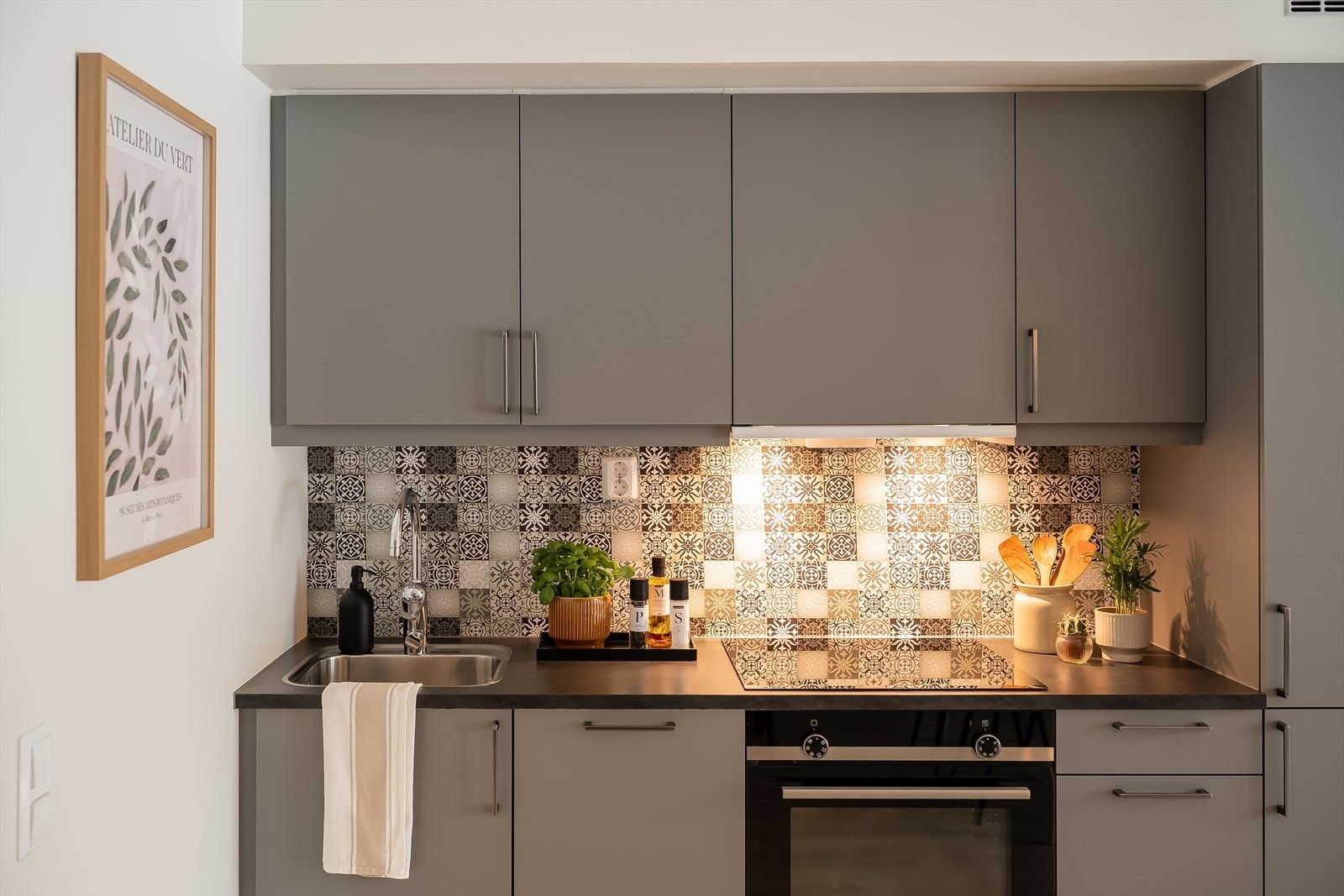 Som resten av boligen har kjøkkenet fått tilstandsgrad 0 av takstmann og fremstår som meget velholdt. Galleribilde