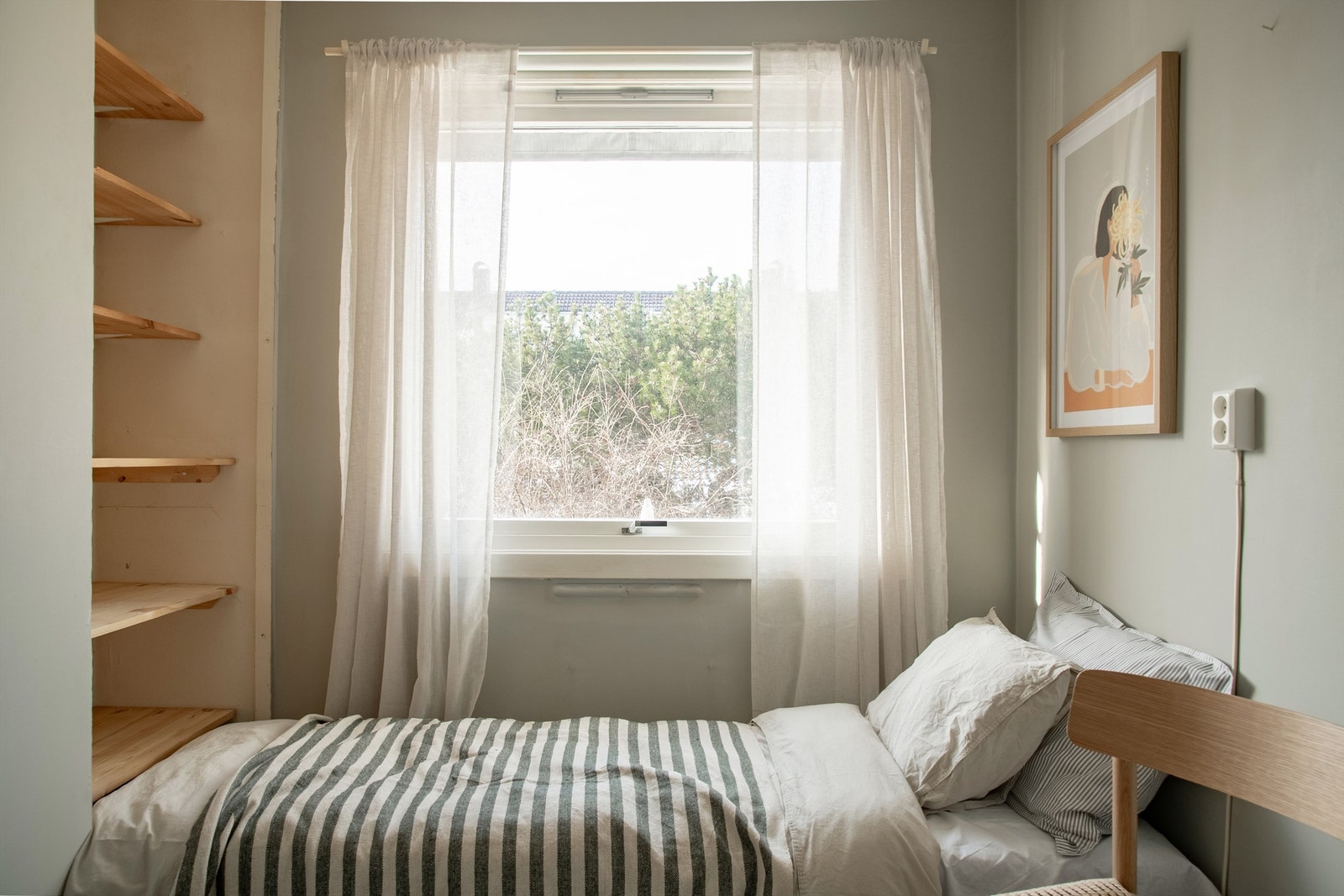 Det andre soverommet passer utmerket som barnerom, gjesterom eller kontor. Galleribilde