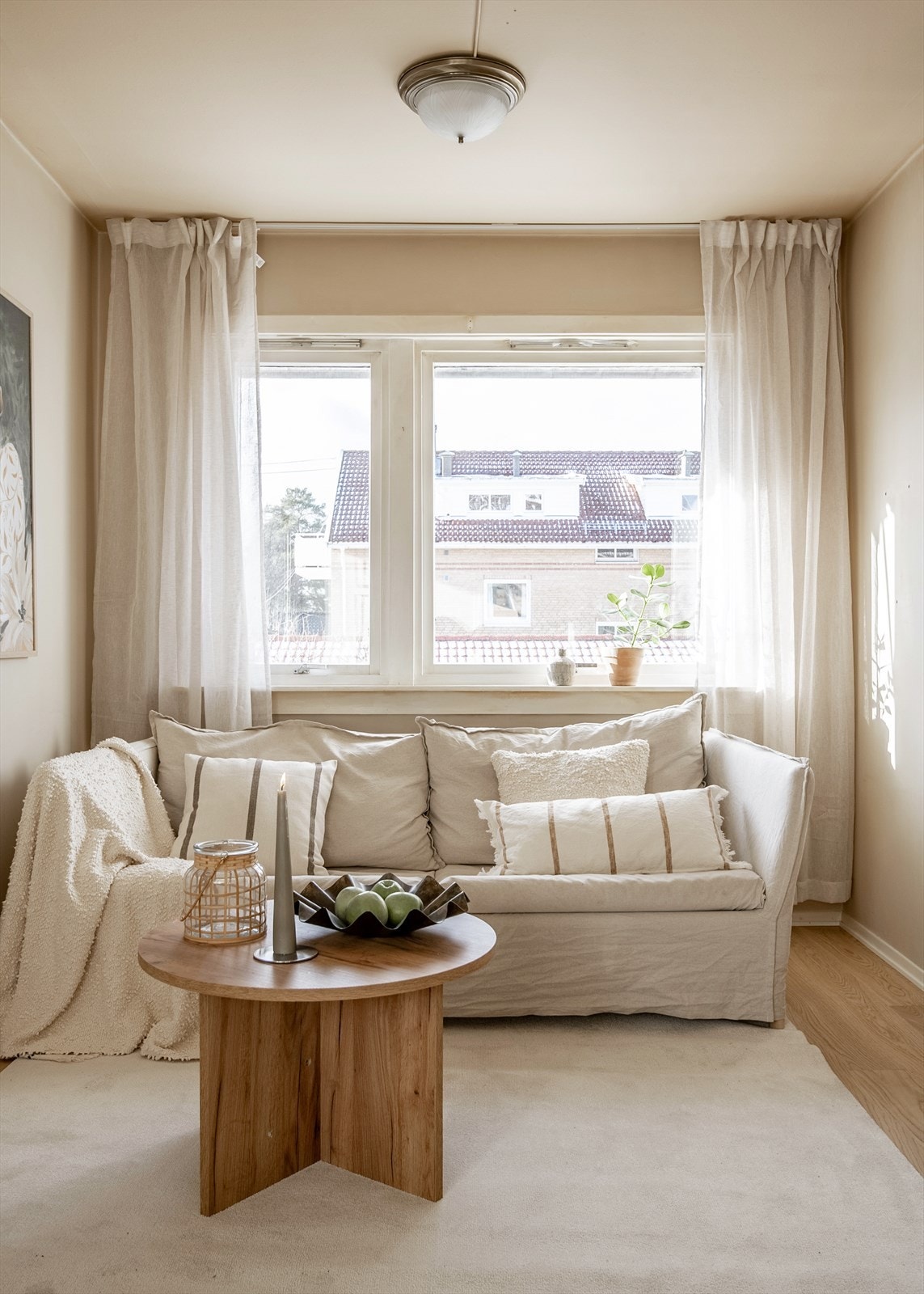 En koselig krok i stuen, perfekt for avslapning med en god bok. Galleribilde