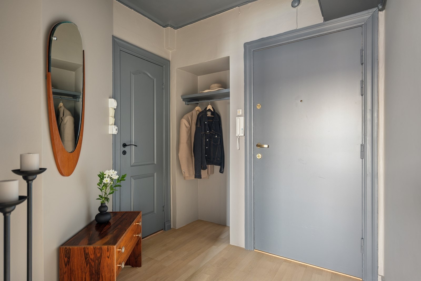 Boligen er enkel å innrede etter enhver smak. Kom på visning for videre planlegging! Galleribilde