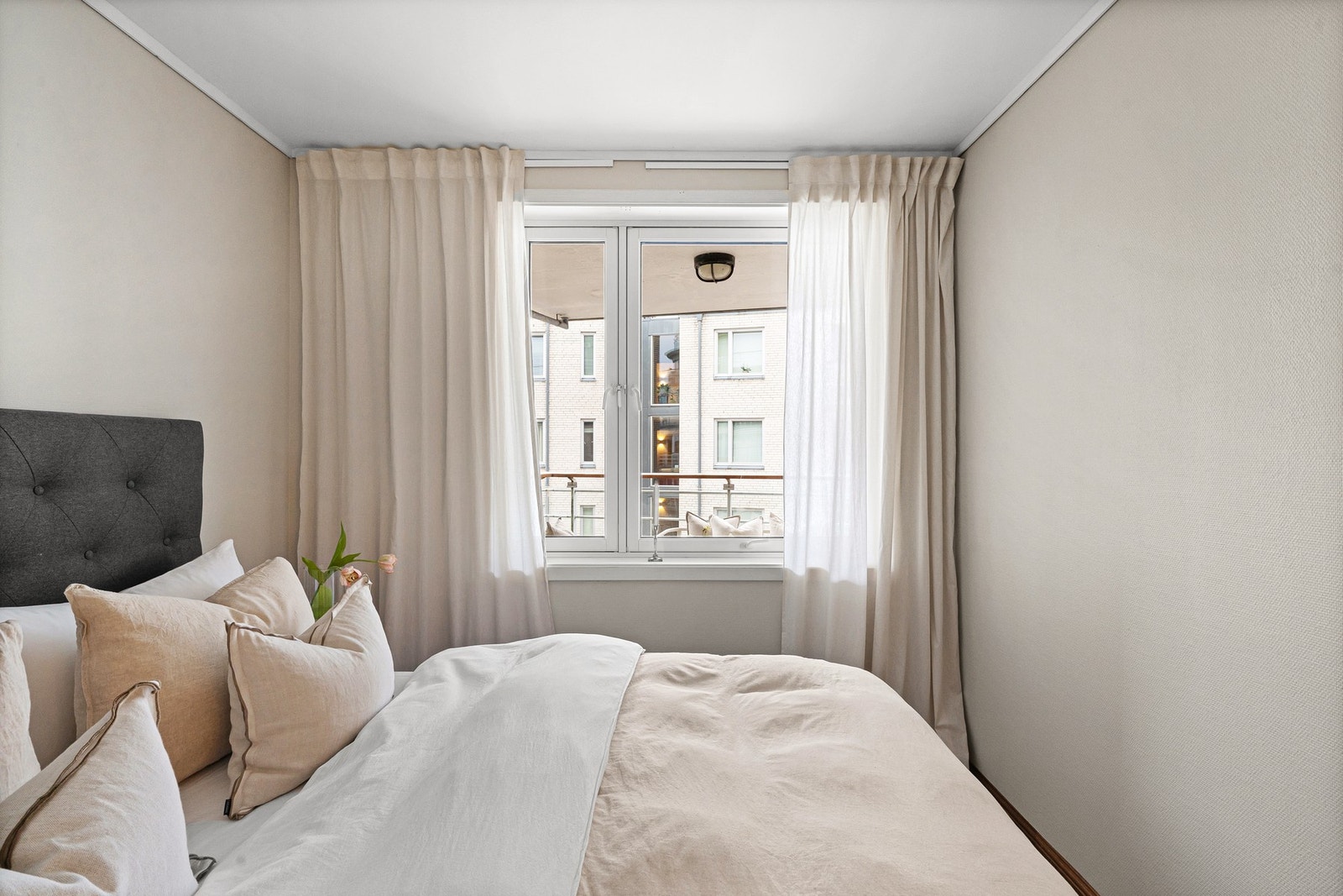 Soverom. Galleribilde