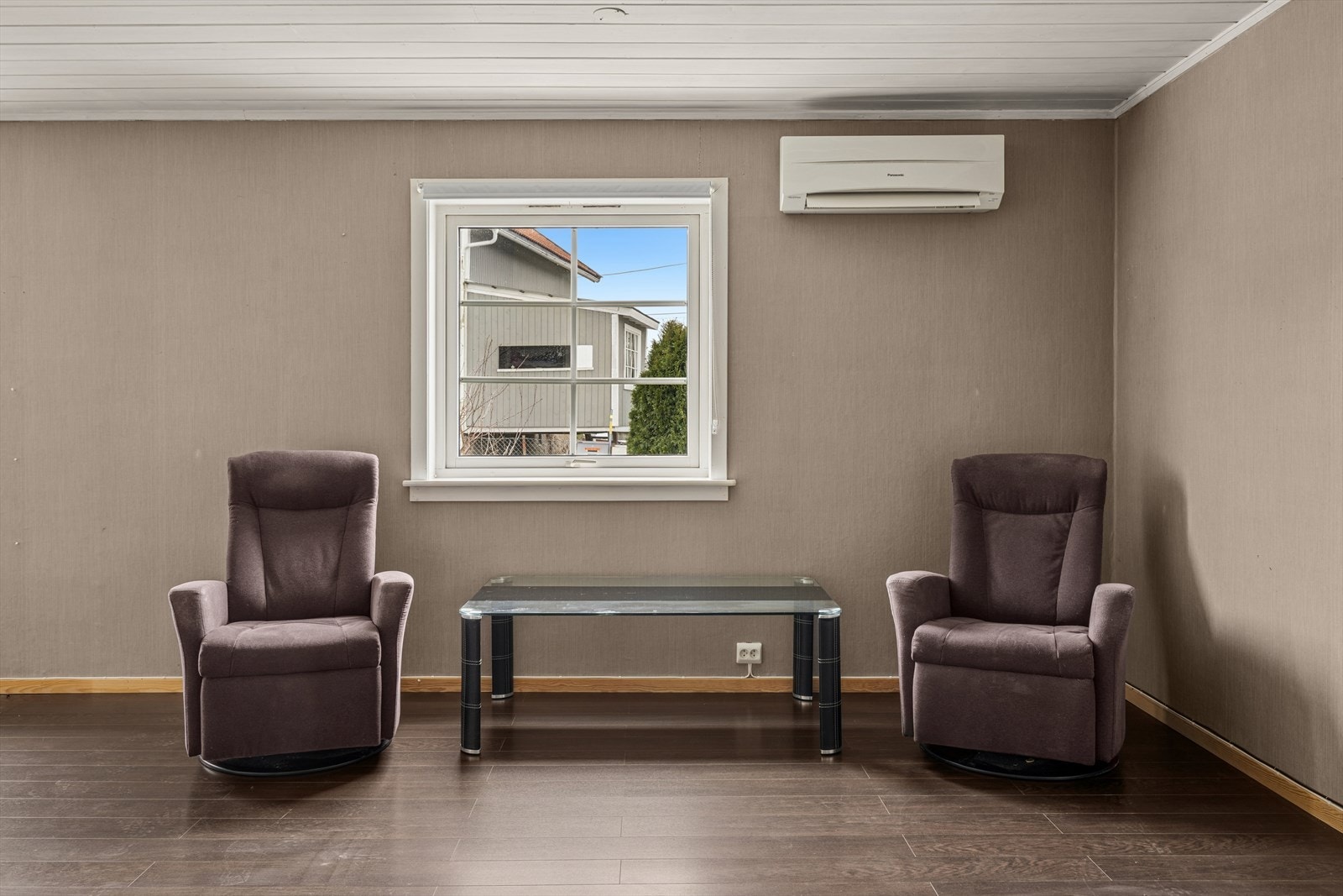 Boligen er opprinnelig oppført i 1907 og er blitt vedlikeholdt og modernisert gjennom årene. Galleribilde