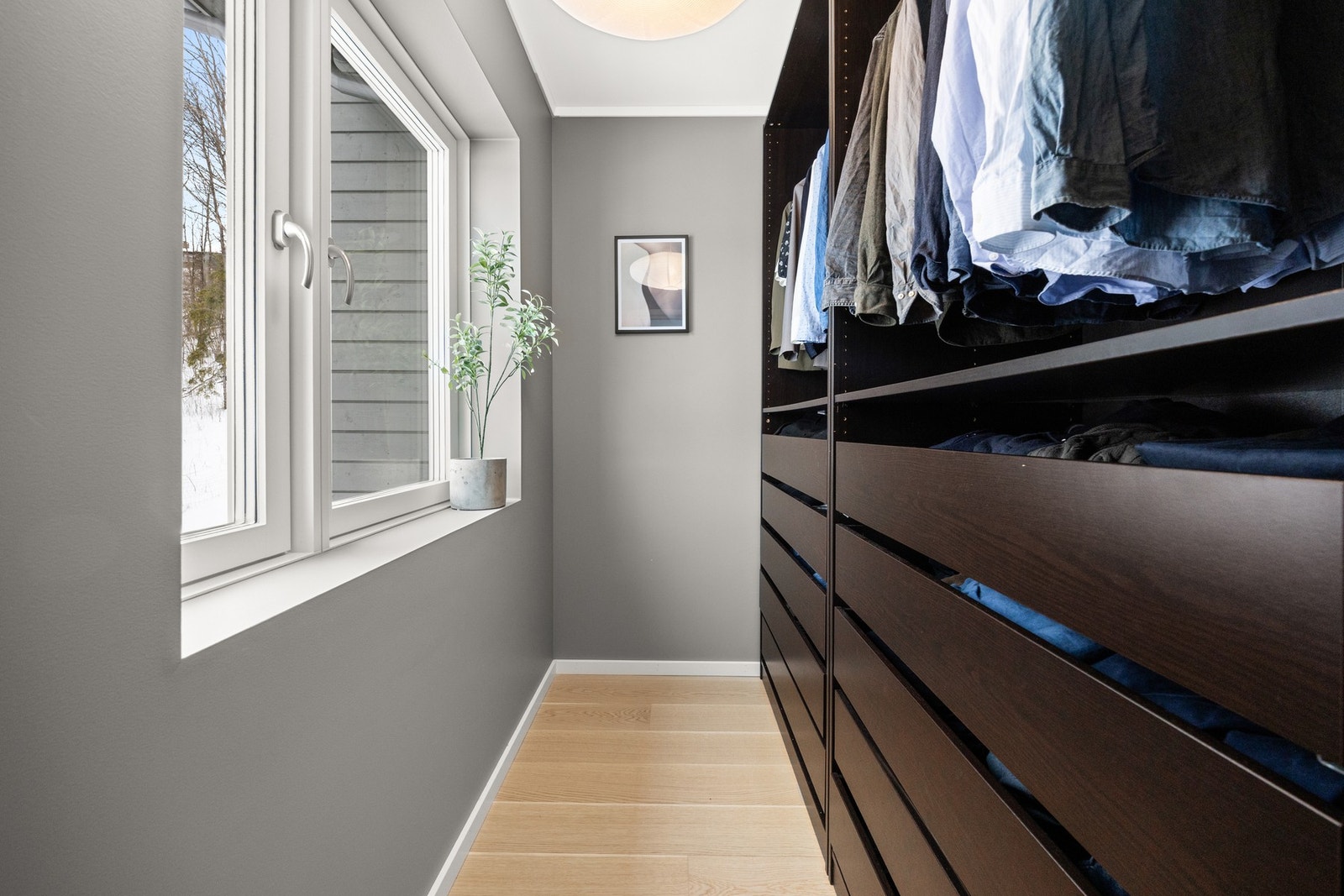 En praktisk og ettertraktet løsning som gir både komfort og en mer luksuriøs hotellfølelse i hverdagen. Galleribilde