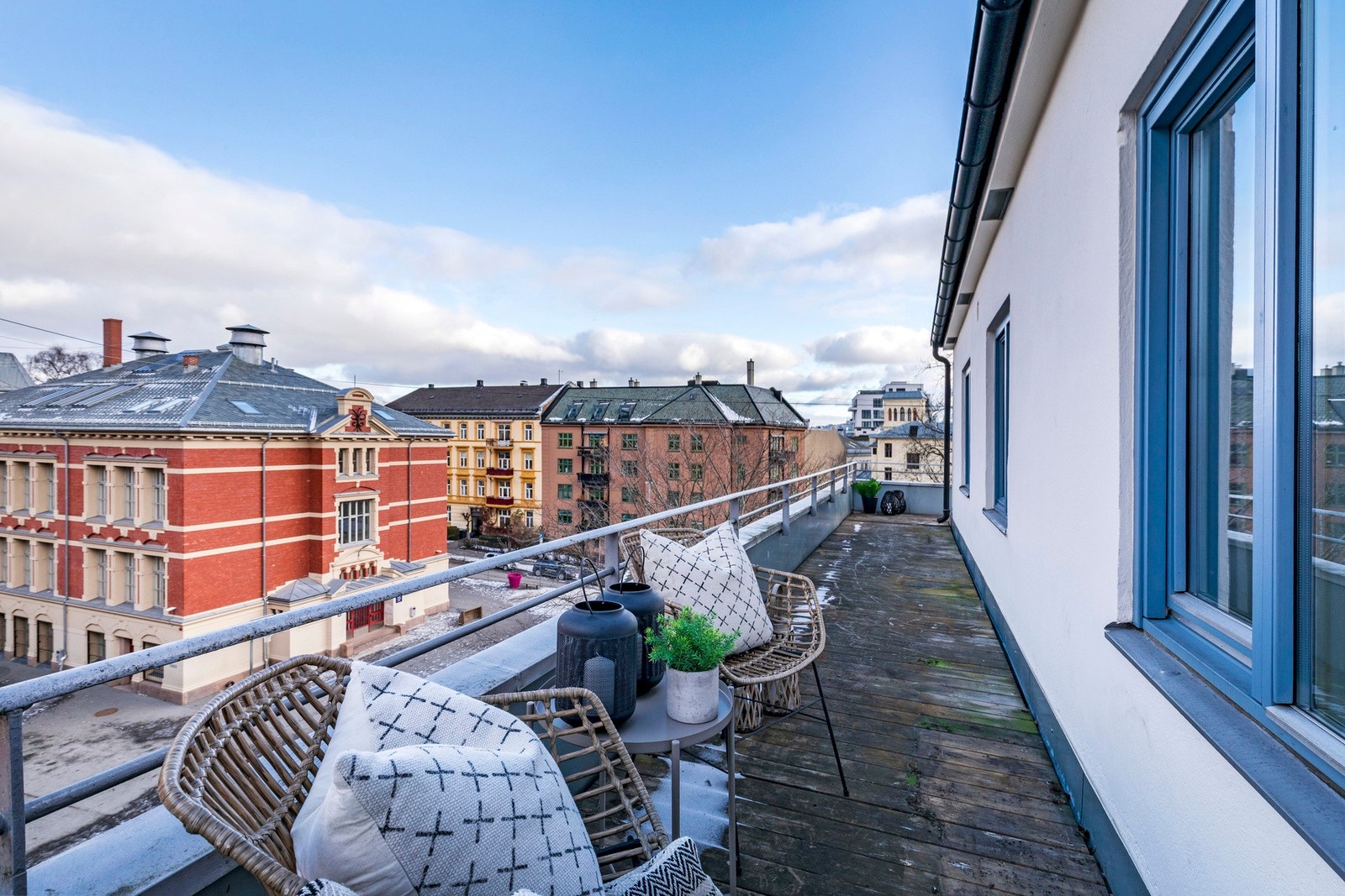 Terrasse. Galleribilde