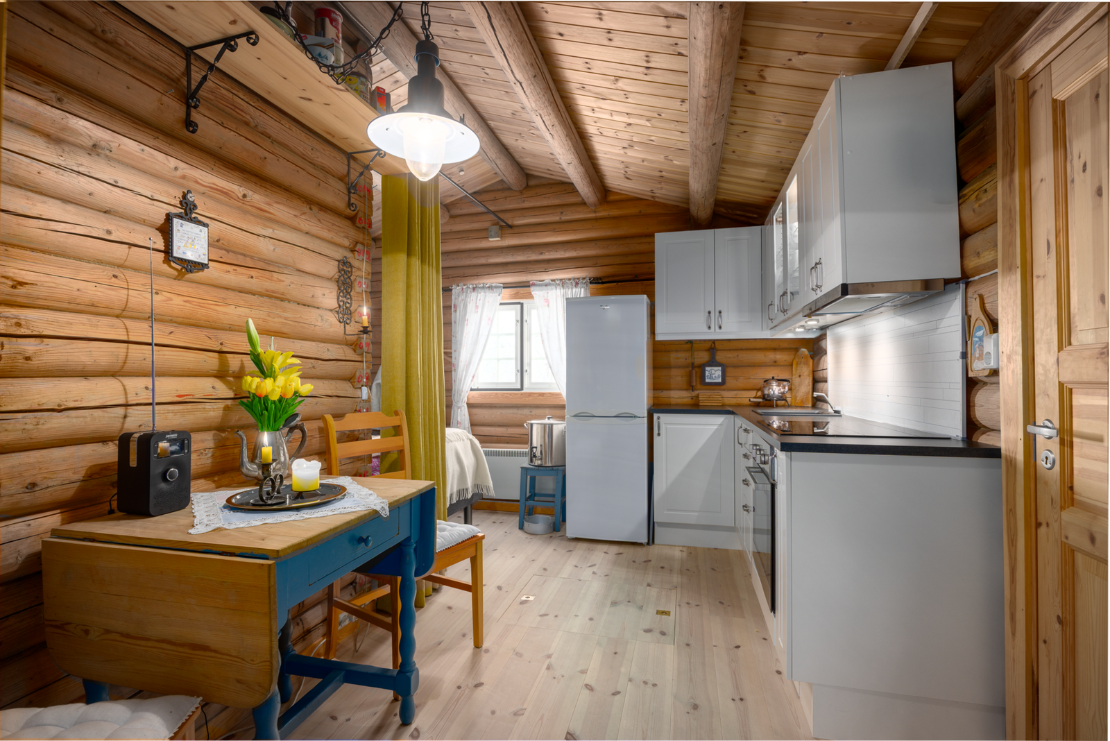 Moderne kjøkken fra HTH ble satt inn i 2014. Galleribilde