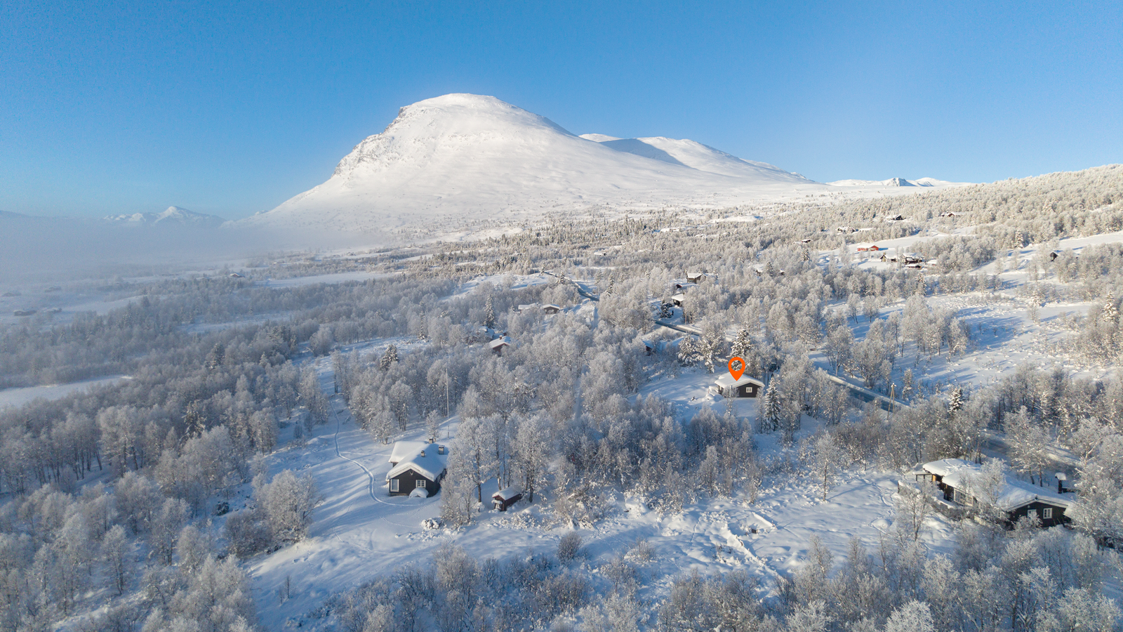 Her har du fantastiske friluftsmuligheter året rundt. Blant annet flotte Skogshorn 1728 moh. Galleribilde
