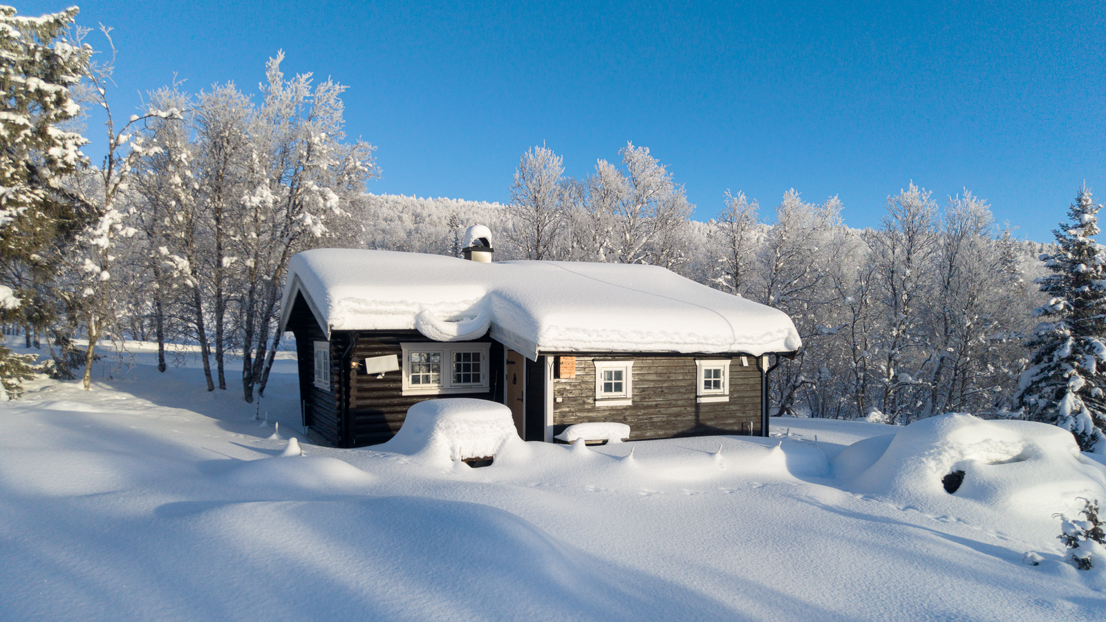 Privatmegleren Hallingdal v/ Thea Viko Eidsgård har gleden av å presentere Lykkjavegen 1336! Bilder tatt av fotograf Steinar Bleken. Galleribilde