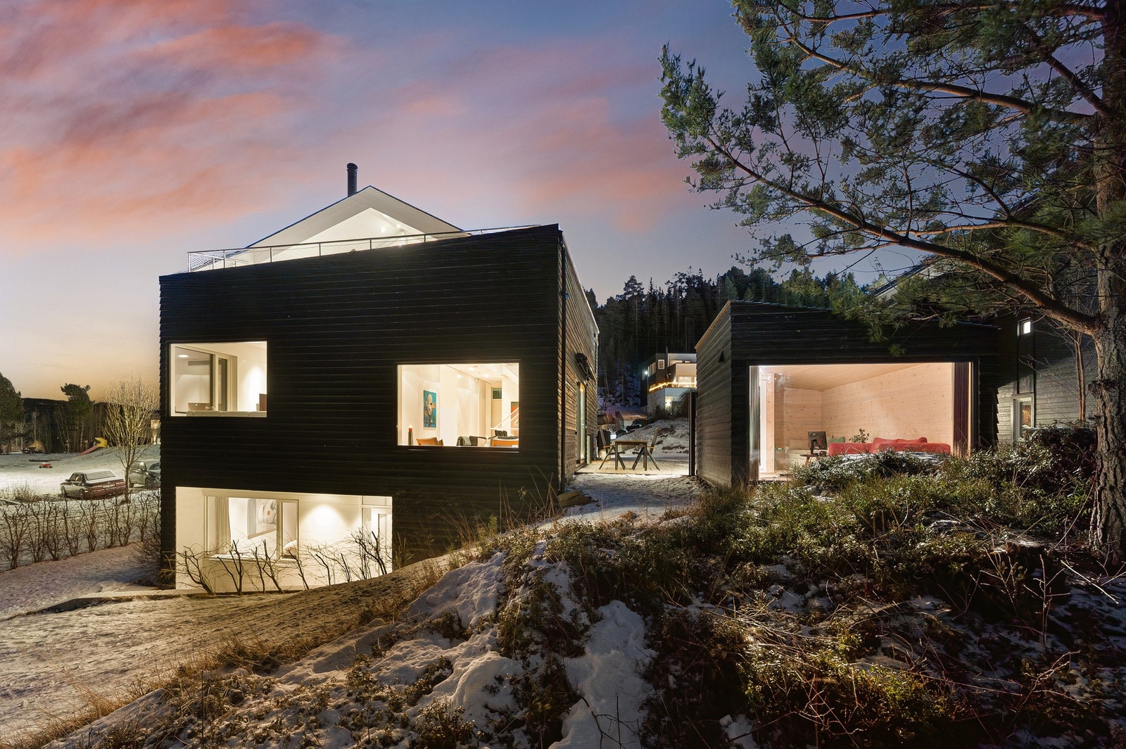 Helt enkelt en unik eiendom, og ikke minst en unik bolig. Galleribilde