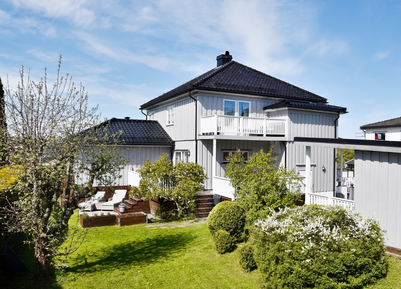 Velkommen til en innholdsrik enebolig i Laskenveien 79 Galleribilde