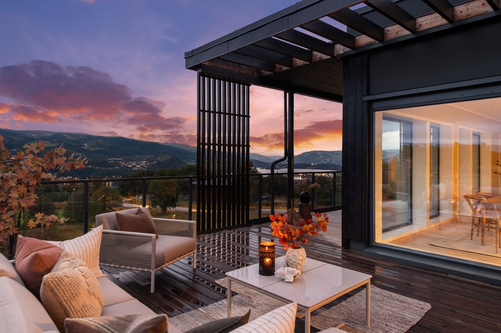 Nydelig utsikt over Mjøsa/Lågendeltaet Galleribilde