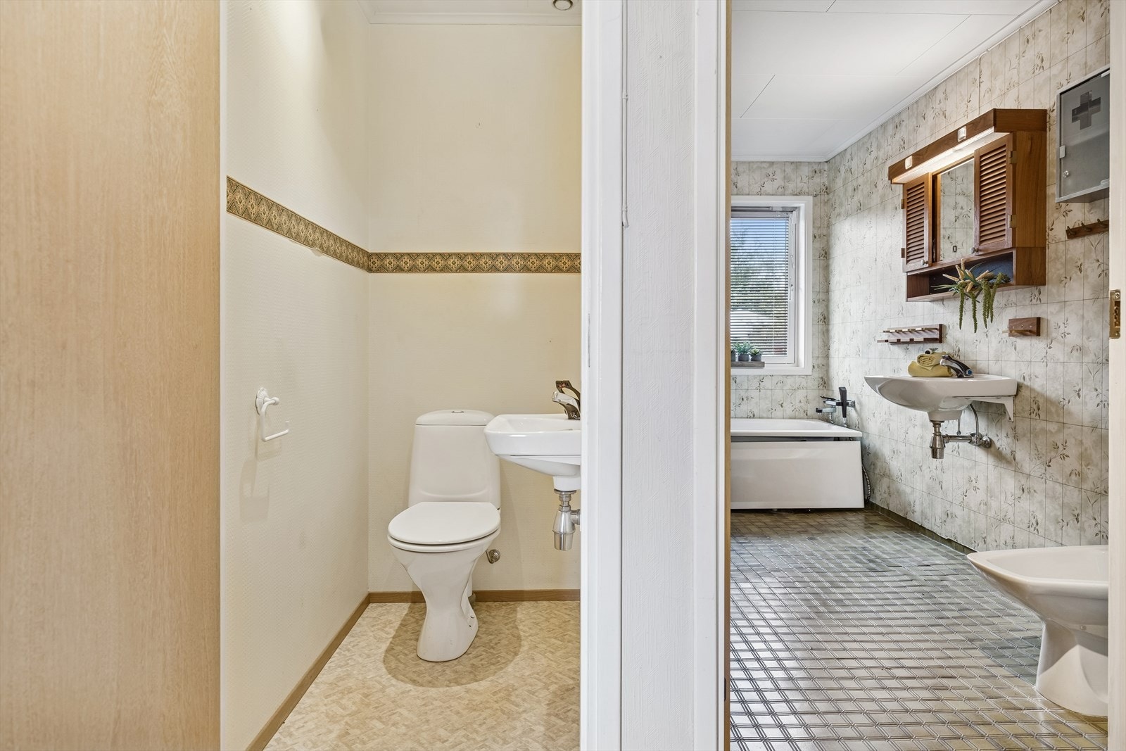 I tillegg til badet finnes et separat toalettrom i første etasje. Galleribilde