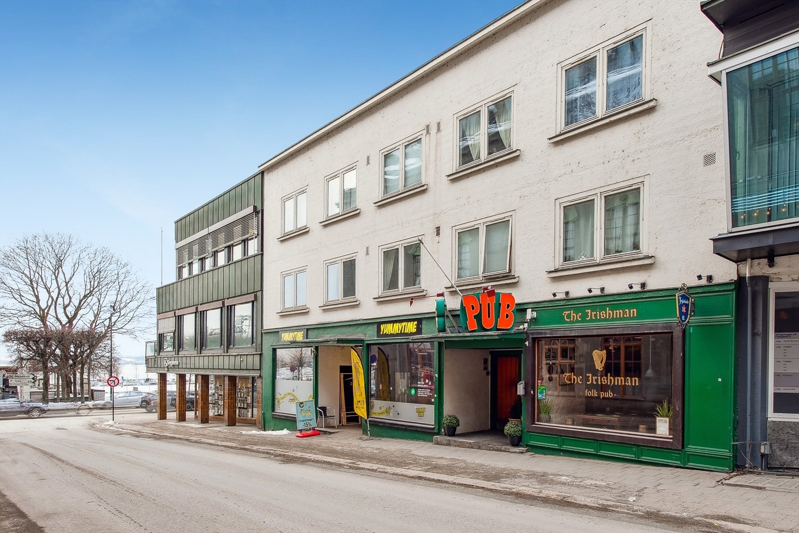 Bygård fra 1935 med en svært sentral beliggenhet i Hamar sentrum. Galleribilde