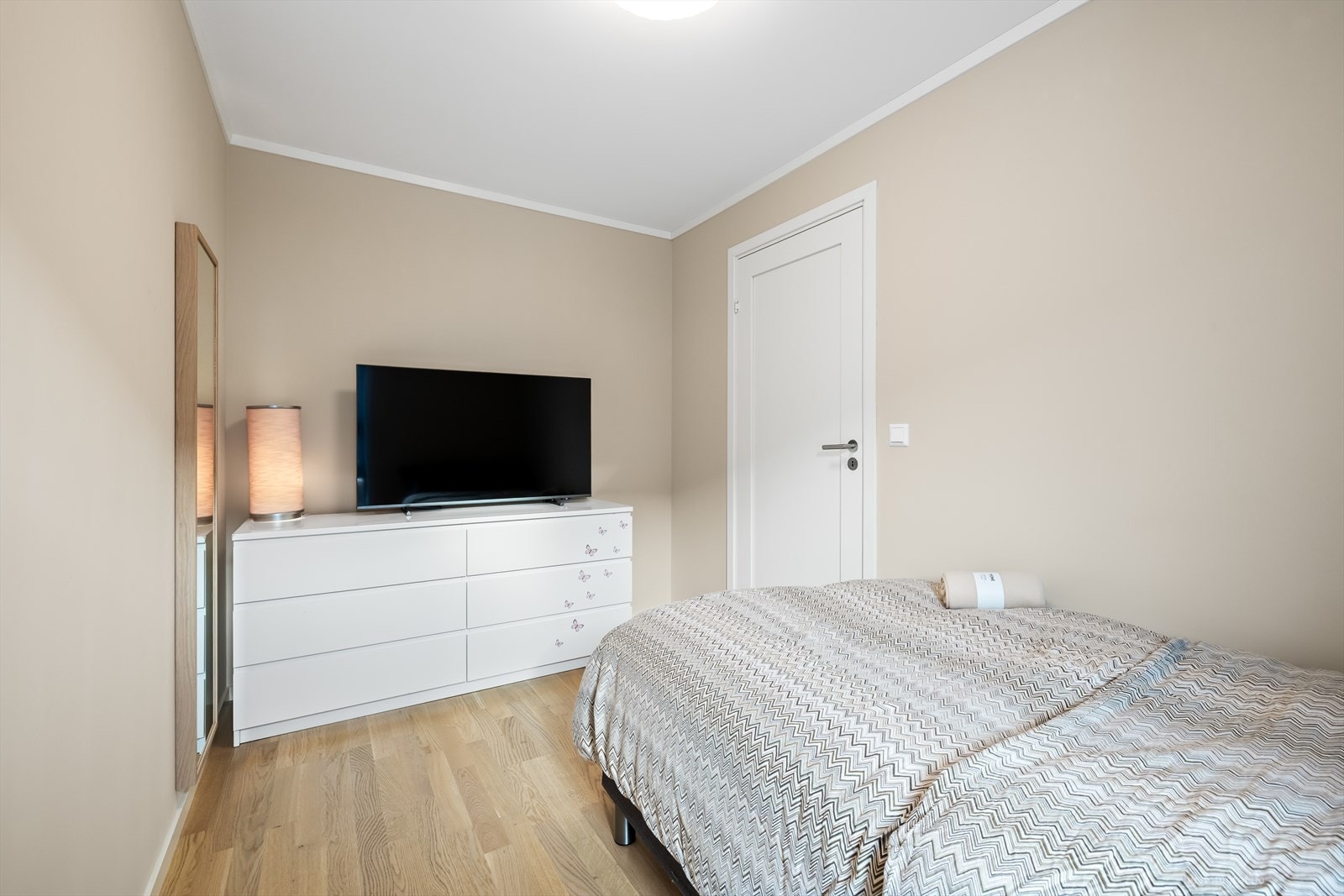 Soverommet kan fint innredes med seng og garderobeløsning. Galleribilde