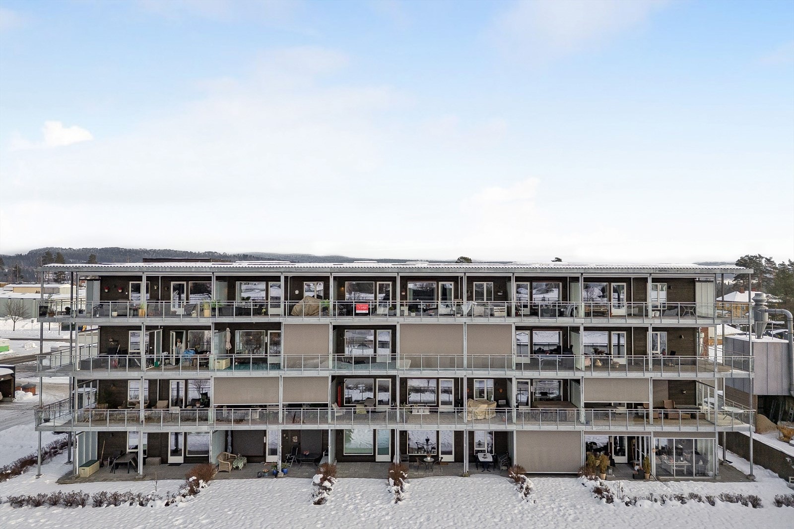 Bygget er fra 2019 og har en moderne og tilrettelagt standard, tilpasset alle aldersgrupper. Galleribilde