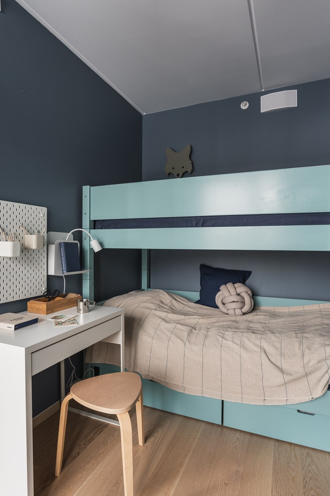 Leiligheten har totalt tre soverom med gode møbleringsmuligheter. Galleribilde