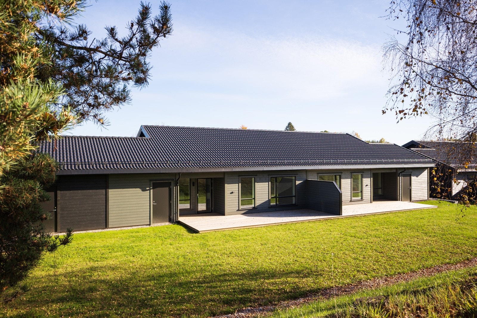 Borettslaget har frivillig nedbetalingsordning; ved utløst fellesgjeld utgjør felleskostnadene kr. 3304,- pr. mnd. Galleribilde