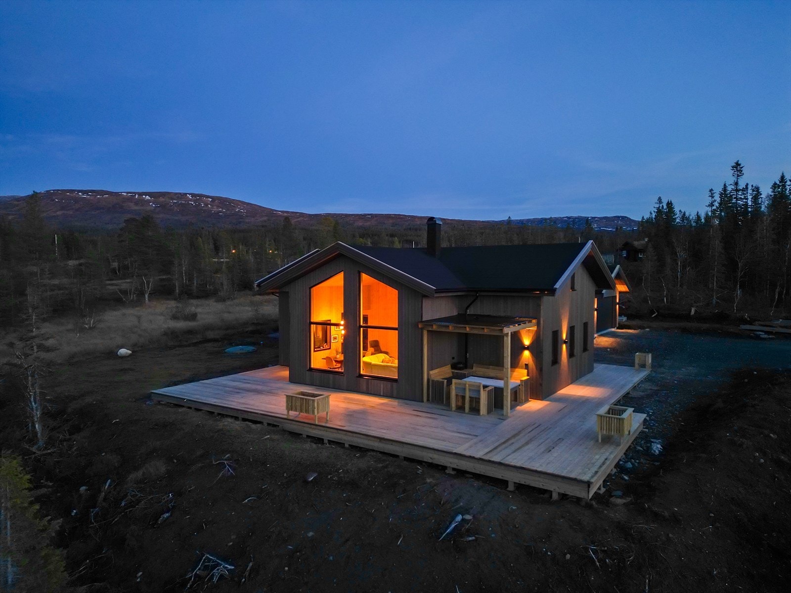 Heimdal eiendomsmegling v/Thomas Johnsen ønsker velkommen til denne fantastiske frititdseiendommen i Fersdalen! Foto: Dag Asle Langø Galleribilde