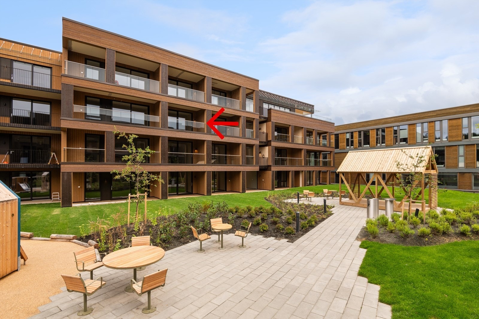 Heis, stor og solrik balkong. Lave felleskostnader og TG0 på alle punkter Galleribilde