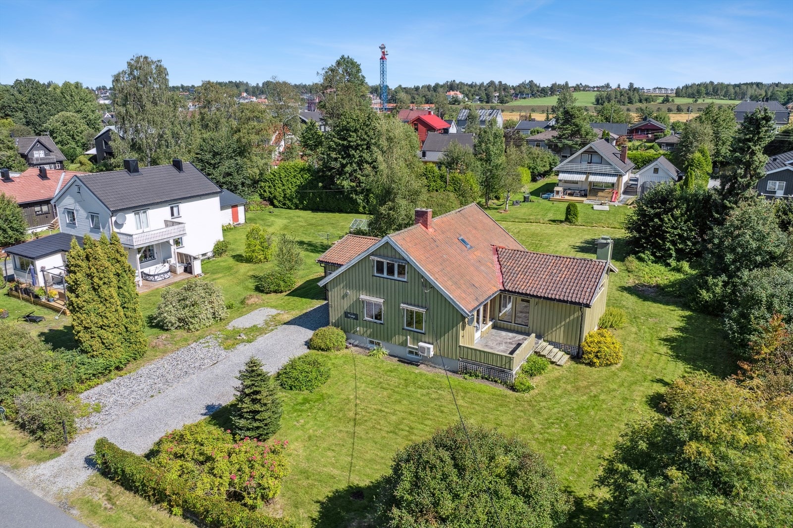Rolig og familievennlig nabolag med kort vei til barnehager og skole Galleribilde
