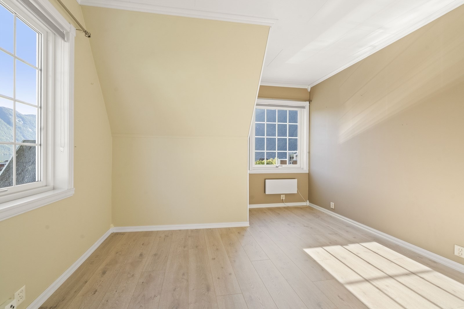 Soverom 2.etg. Galleribilde