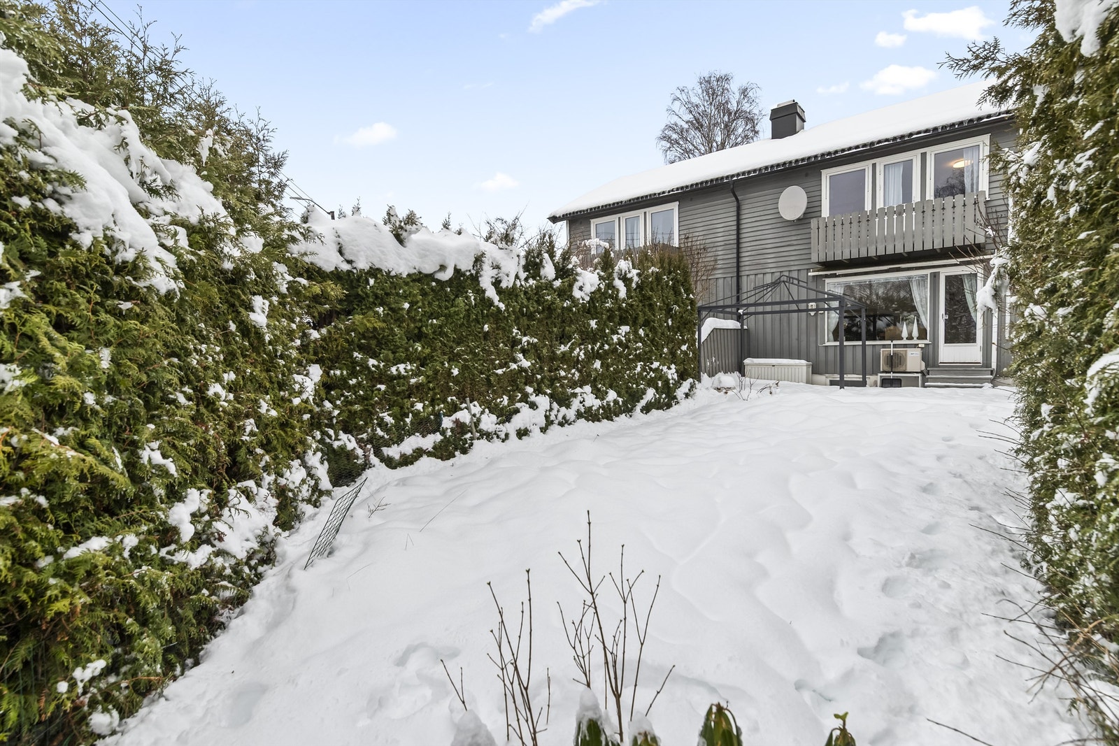 Lettstelt hage som er perfekt for de som har husdyr Galleribilde