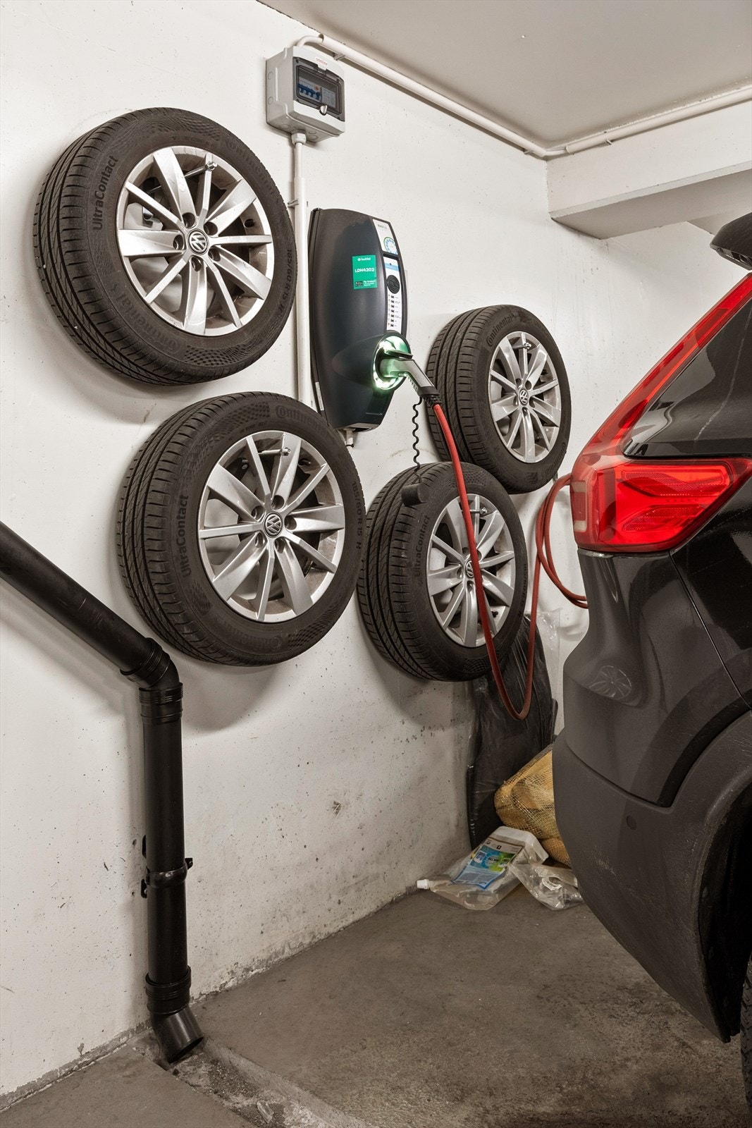 Plassen har elbillader tilknyttet abonnement Galleribilde