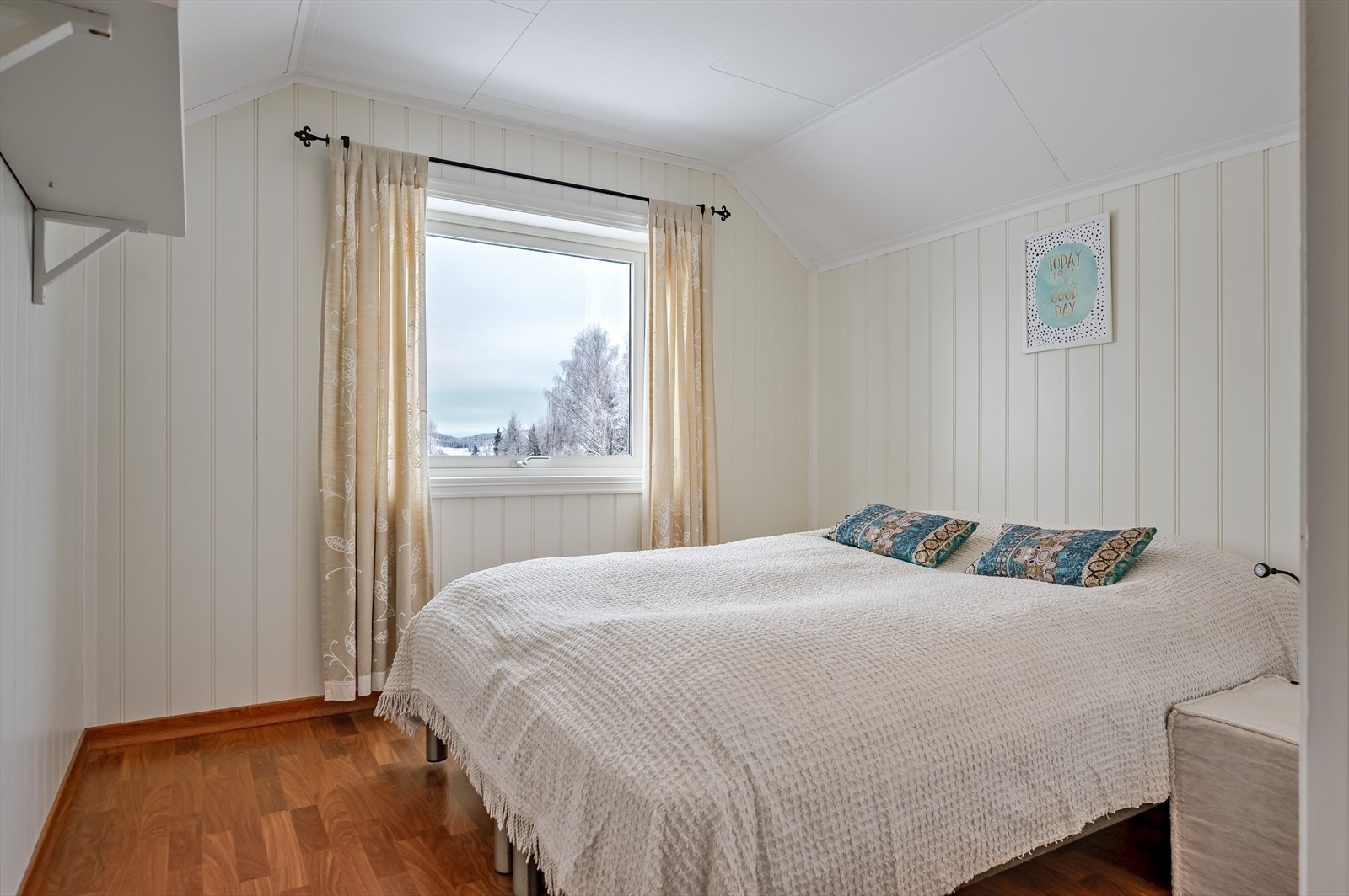 Soverom 3 er et lyst og fint rom som passer fint som barnerom, gjesterom eller kontor. Galleribilde