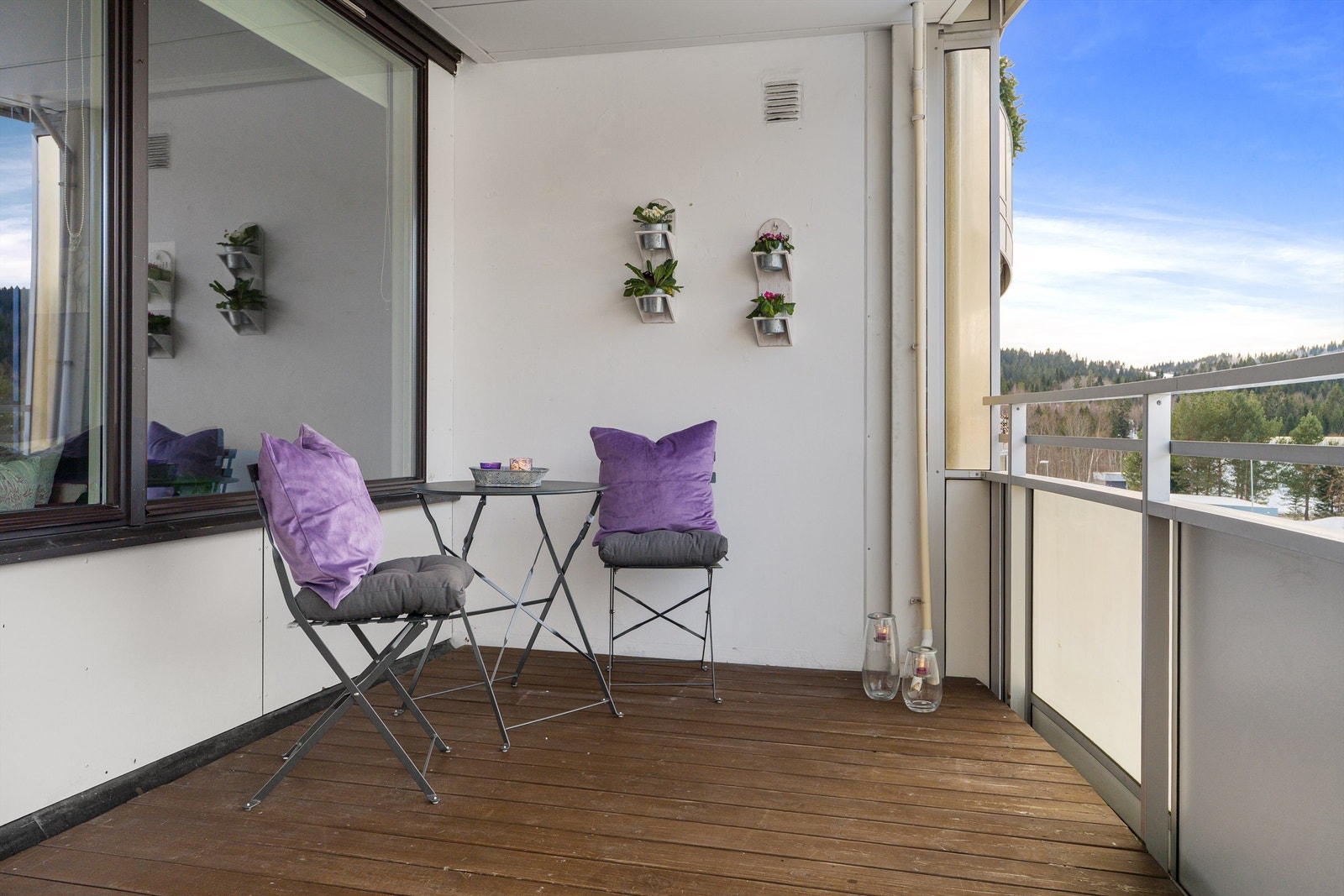 For de turglade har område har utallige muligheter til trening i skog og mark, enten til fots eller på ski. Bymarka ligger bare en kort avstand unna og tilbyr vakre naturopplevelser året rundt. Galleribilde