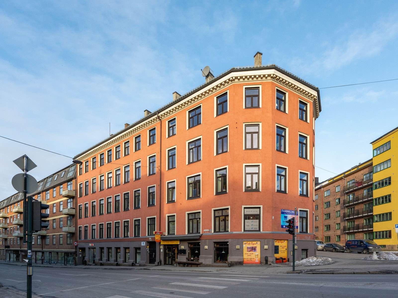 Leiligheten har en supersentral beliggenhet mellom Grünerløkka og Rodeløkka. Galleribilde