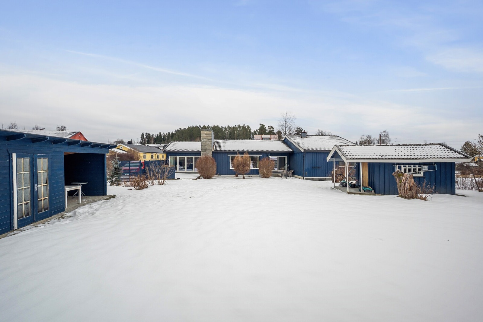 Området er preget av lite trafikk, hyggelig naboskap og gode oppvekstsvilkår. Galleribilde