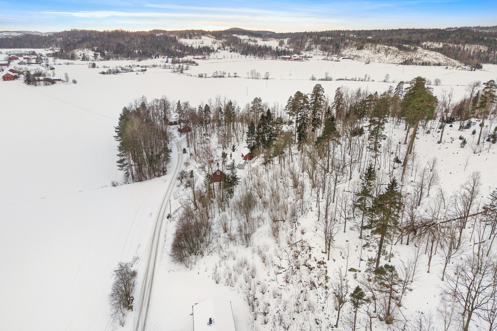 Fra tomten er det kort vei til aktivitetstilbud på Kirkevoll Galleribilde