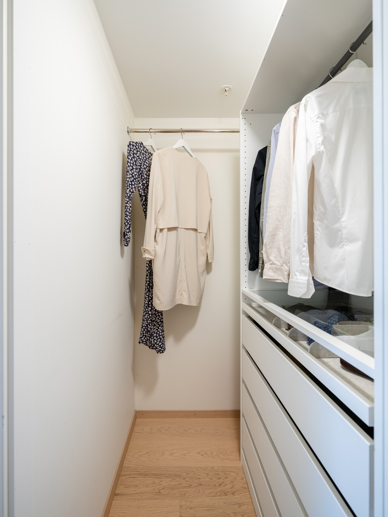 Trenger du et sted å plassere støvsugeren er det også god plass til dette her. Galleribilde