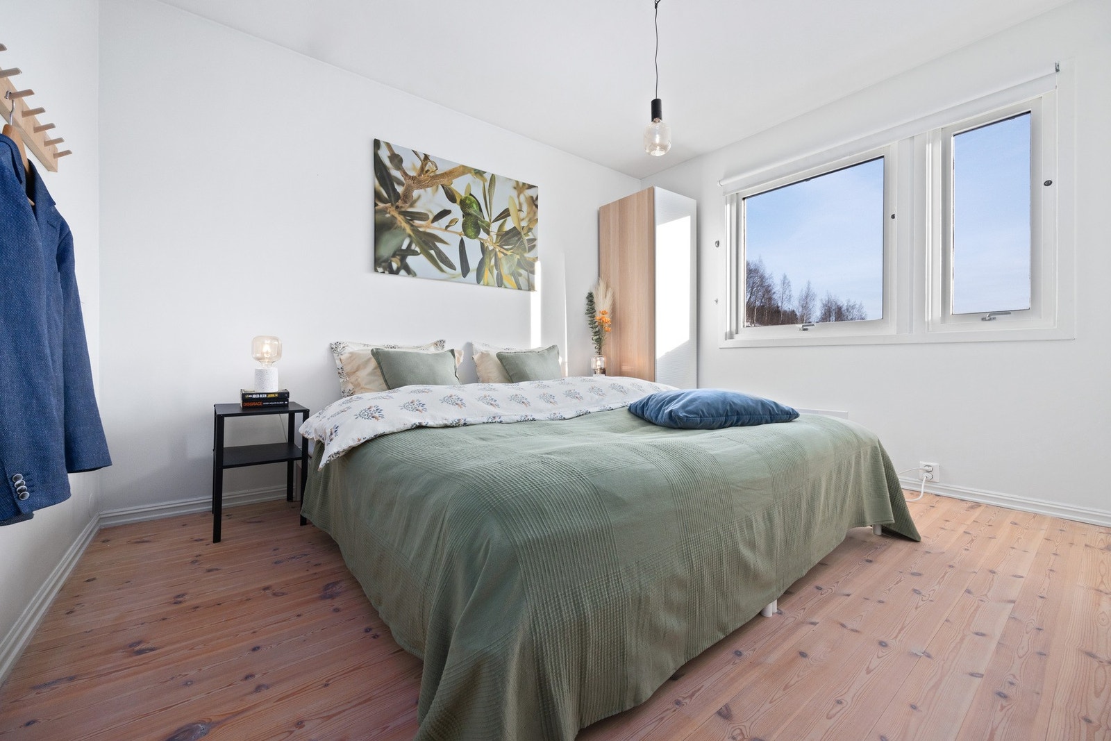 Boligen har fire soverom hvorav alle ligger i andre etasje. Galleribilde